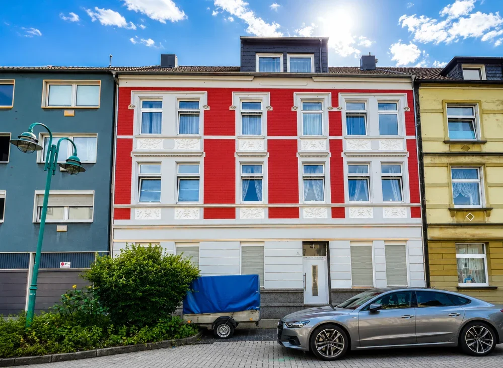 Kernsaniertes Mehrfamilienhaus inkl. Anbau